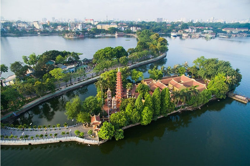 Hồ Tây là hồ nước ngọt tự nhiên lớn nhất thành phố Hà Nội