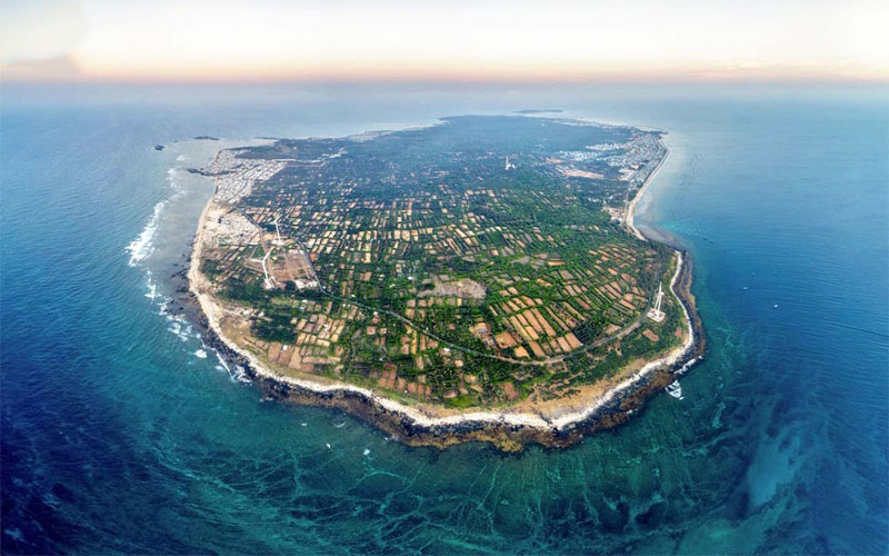 Đảo Phú Quý được ví như viên ngọc của Biển Đông