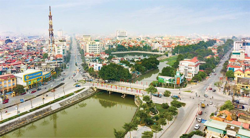 Dù có diện tích nhỏ, thành phố Ninh Bình lại rất phát triển về du lịch