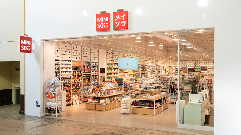Cửa hàng tiêu dùng MINISO tại Vạn Hạnh Mall