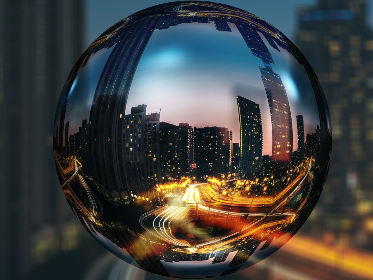 Bong bóng bất động sản là gì? Các dấu hiệu cảnh báo và tác động đến nhà đầu tư