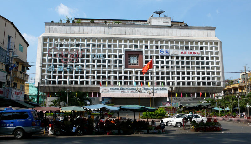Chợ An Đông là một trong những ngôi chợ có tuổi đời lâu nhất tại Sài Gòn