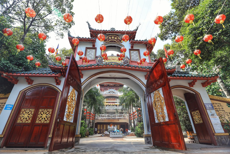 Chùa Pháp Vân là ngôi chùa cổ sở hữu đến 3 kỷ lục Việt Nam