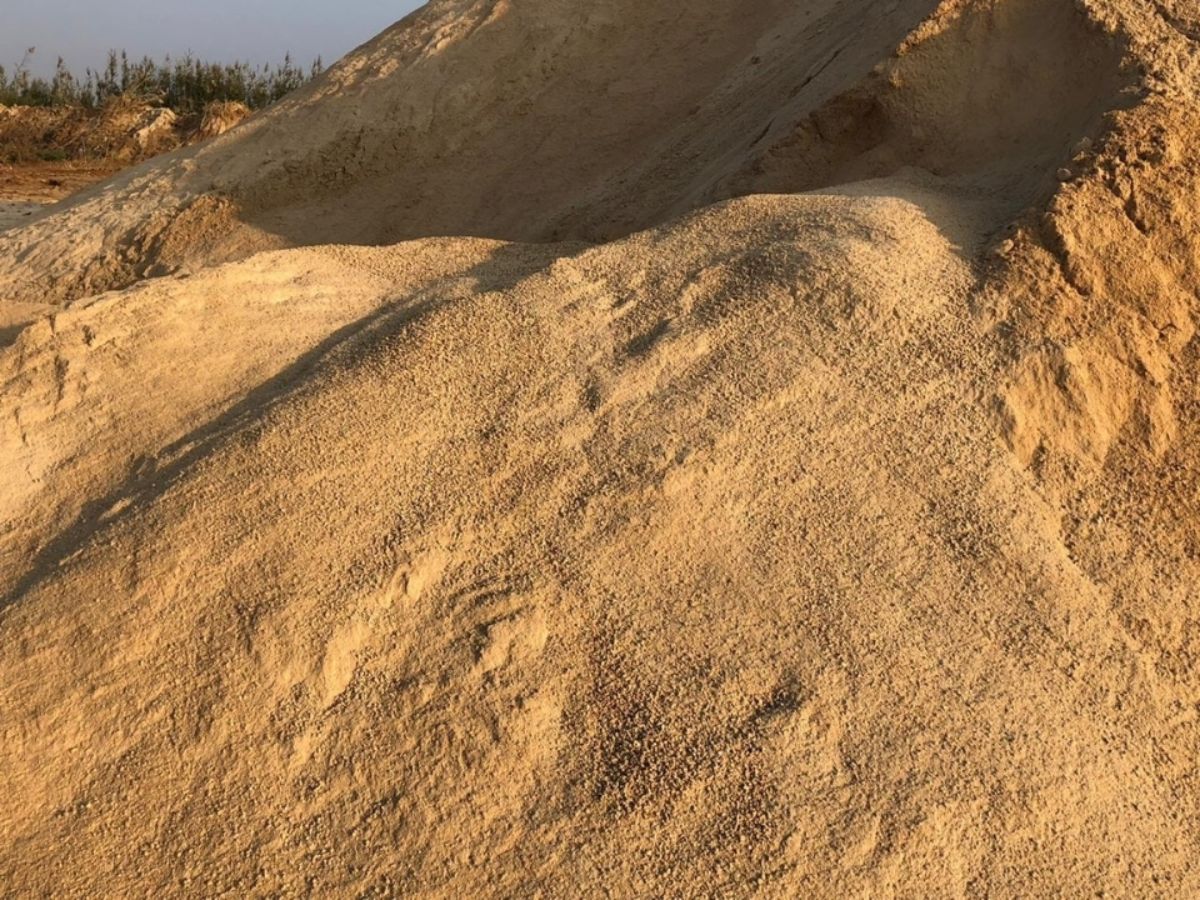 Màu Thổ quá nhiều làm giảm hỏa khí người mệnh Hỏa