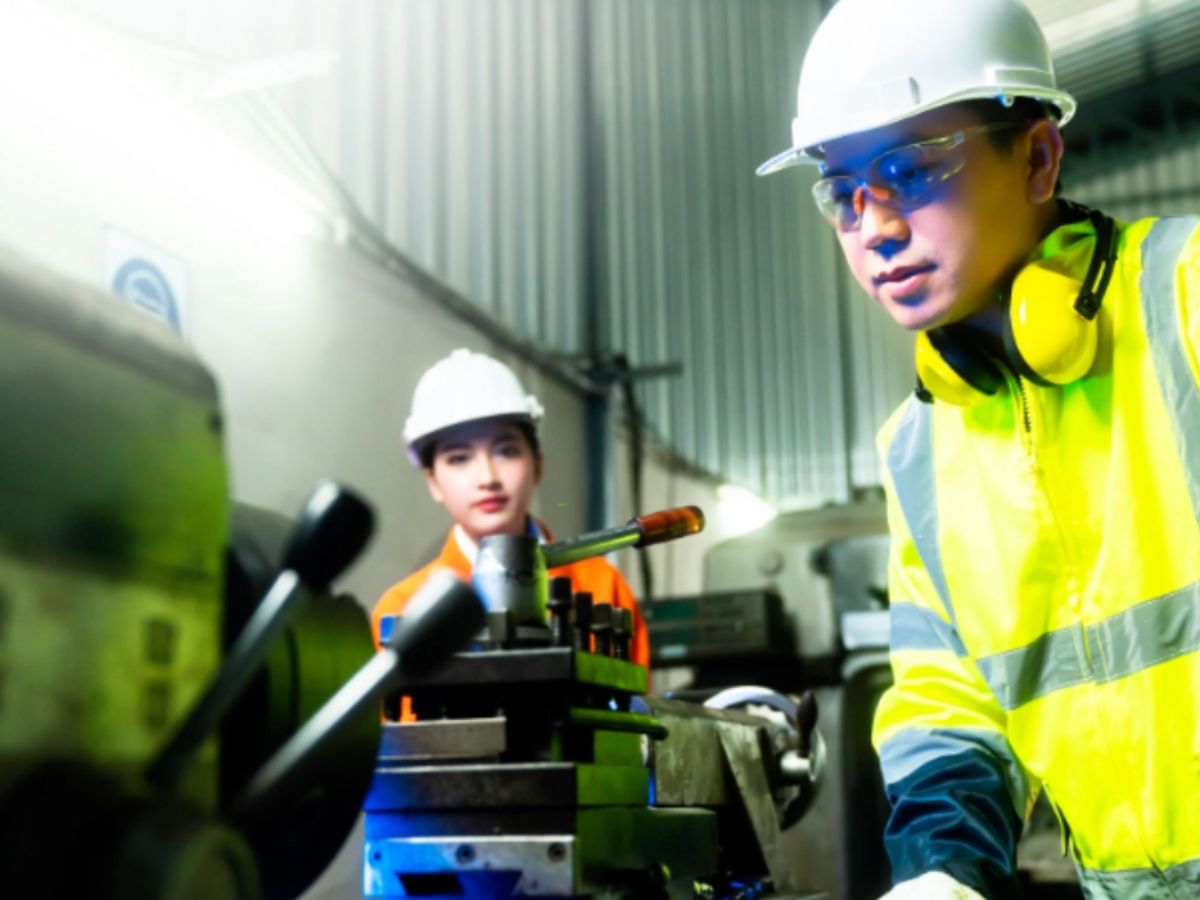 Hệ thống kỹ thuật trong tòa nhà cần bảo trì: điện, nước, HVAC, PCCC, thang máy & BMS