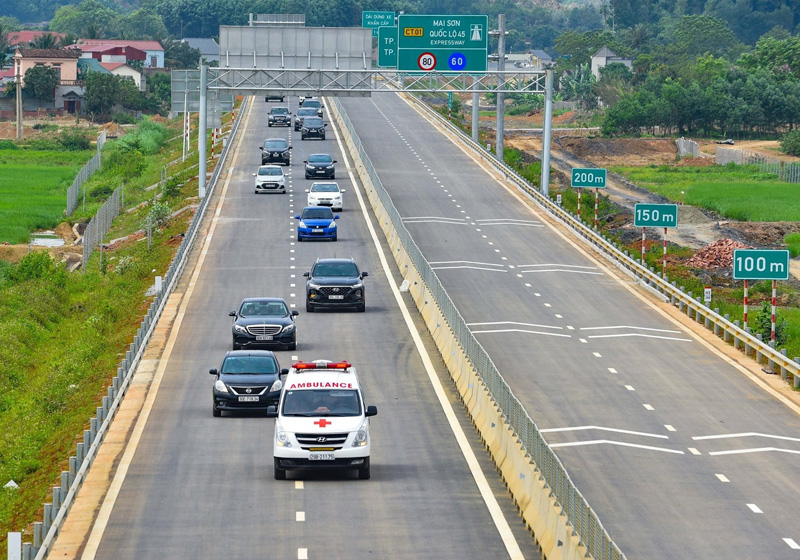 Tuyến đường cao tốc Bắc Nam giúp thúc đẩy phát triển kinh tế - xã hội của cả nước