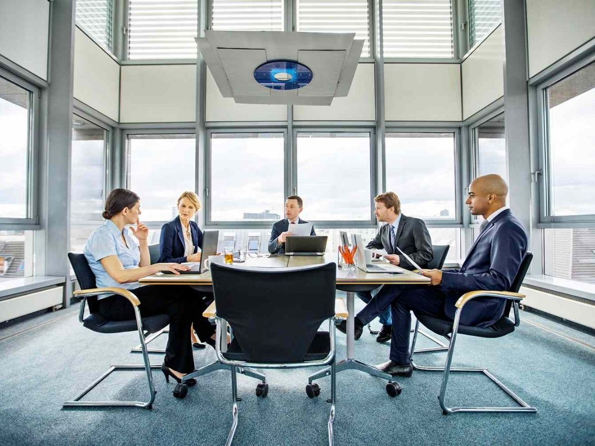 Hội đồng quản trị điều hành chiến lược và định hướng phát triển