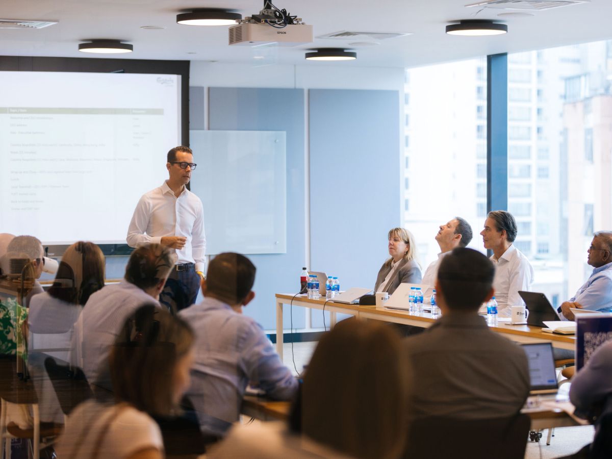 Điều lệ công ty cổ phần quy định rõ quyền hạn