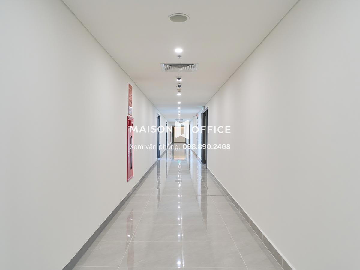 hanh-lang-rox-goldmark-city