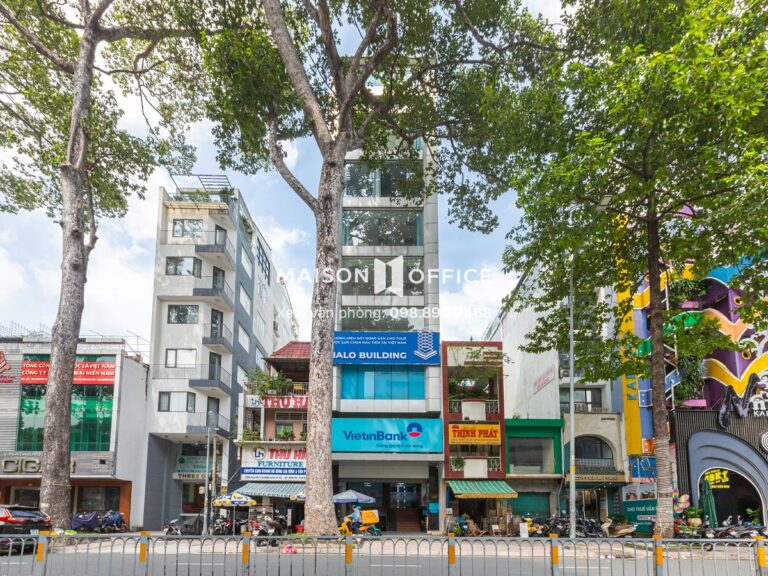 Halo Nguyễn Thị Minh Khai