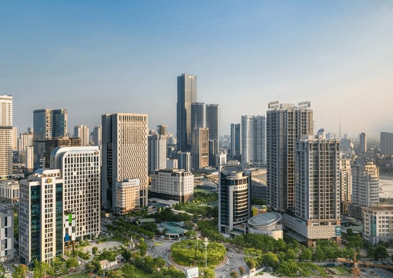 Khu vực tập trung nhiều tòa nhà văn phòng Hà Nội