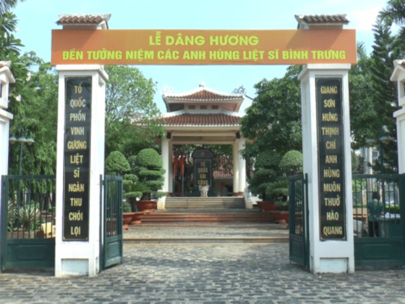 Đền tưởng niệm Anh hùng liệt sĩ Bình Trưng