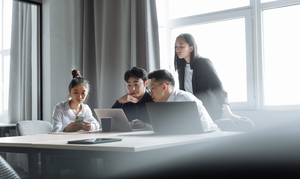 Thực hiện cho thuê lại văn phòng đòi hỏi doanh nghiệp không chỉ hiểu rõ quy định pháp lý 