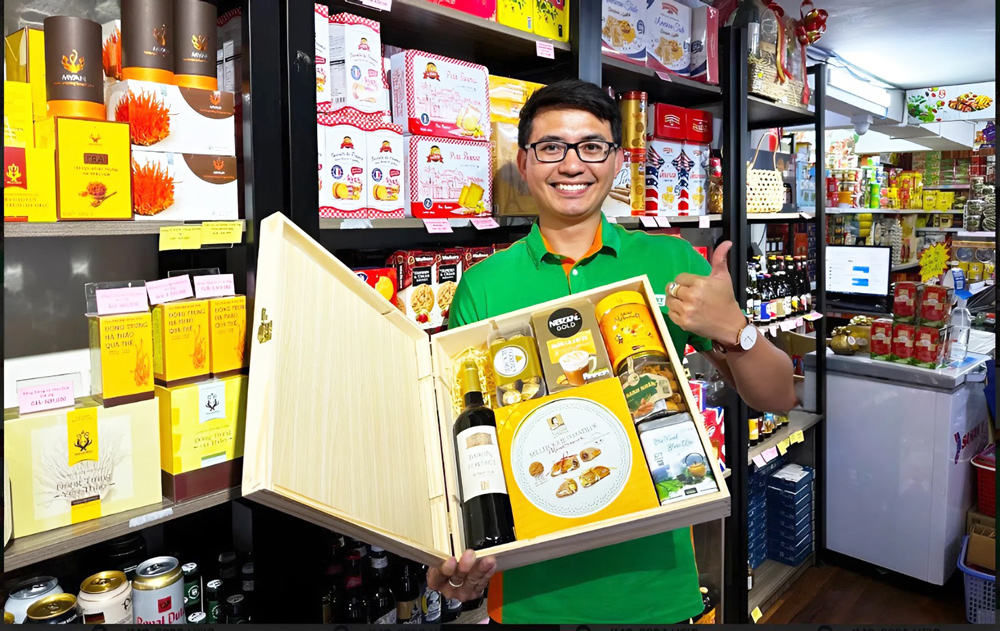 Cống Quỳnh cung cấp giỏ quà Tết phong phú, mẫu mã đẹp và giá hợp lý