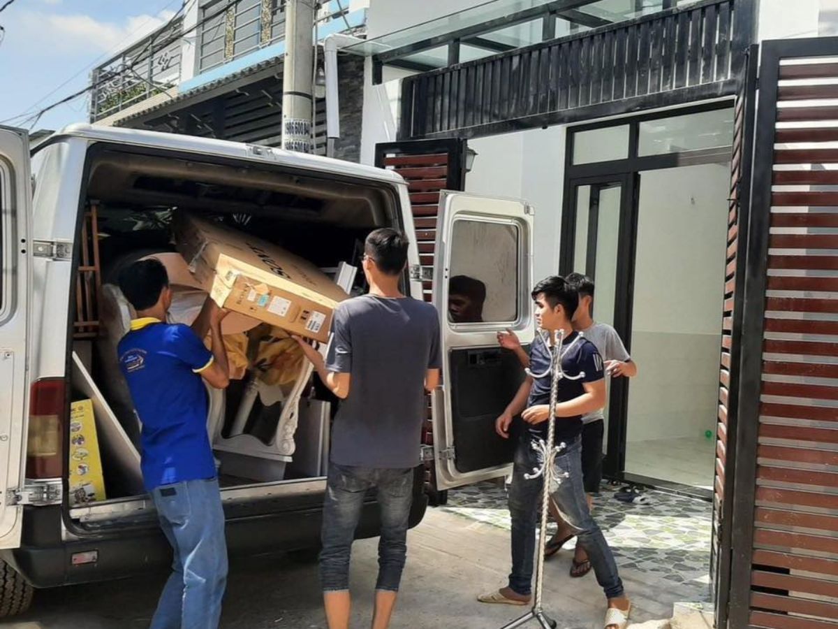 Chiến Black cung cấp dịch vụ chuyển nhà trọn gói giá rẻ hà nội