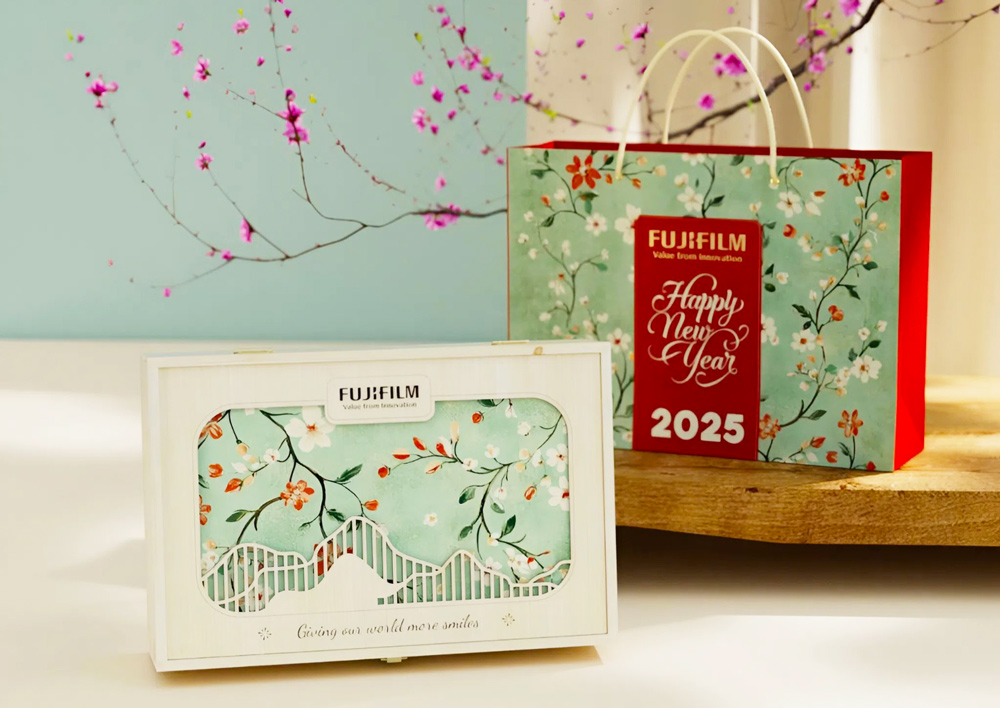 VietGourmet mang đến hộp quà Tết cao cấp, kết hợp ẩm thực Việt và quốc tế