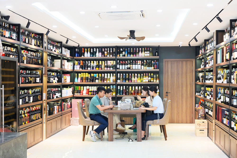 Cửa hàng Rượu Tốt phù hợp người tìm vang chất lượng, dễ uống và mức giá hợp lý
