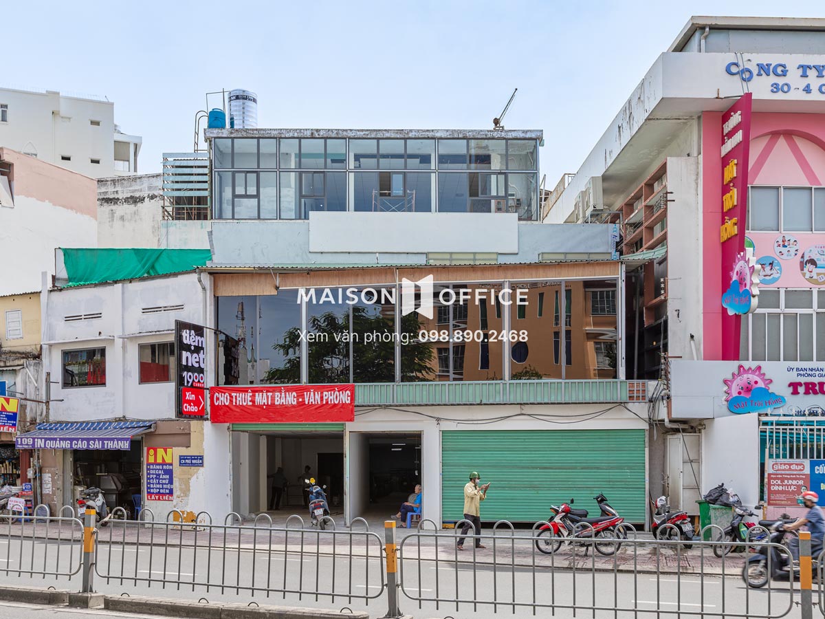 toa-nha-gold-star-109-phan-dang-luu