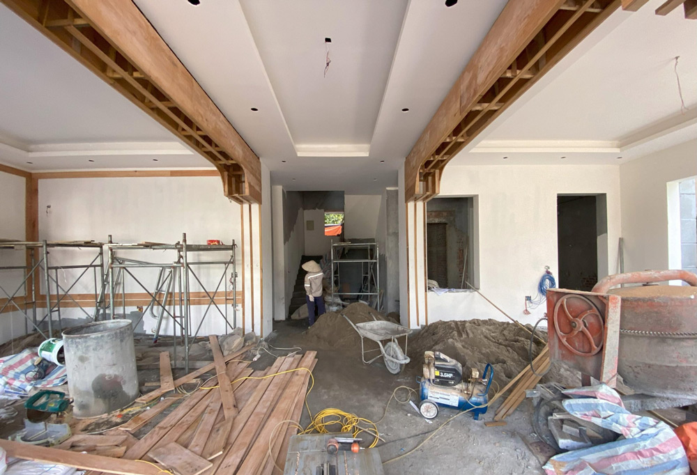 Hầu hết tòa Quận 1 vẫn thu phí dịch vụ khi khách thuê thi công nội thất