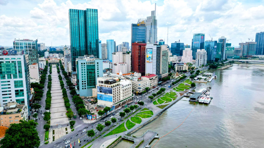 Quận 1 giữ mặt bằng giá thuê văn phòng cao nhất khu vực nhờ vị trí lõi CBD