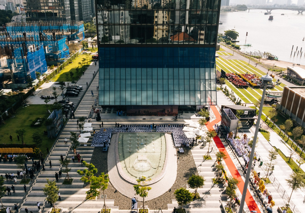 Saigon Marina IFC là tòa nhà kết hợp trung tâm thương mại hạng A+ tại Quận 1