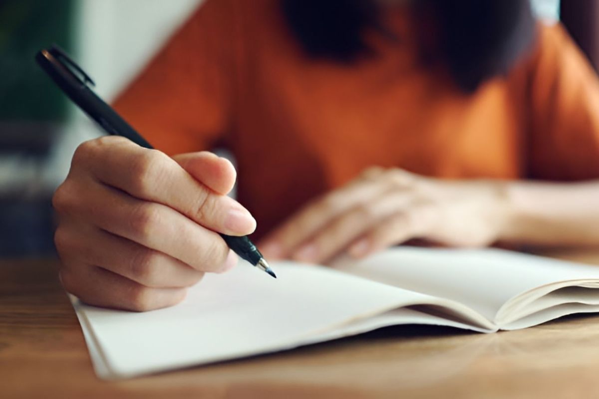 Khai bút đầu năm giúp sự nghiệp thăng tiến, phát triển