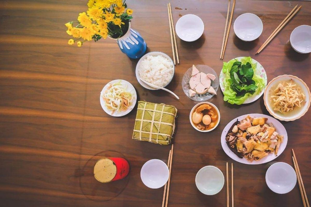 Ý nghĩa ấm áp của bữa cơm Tất niên trong văn hóa truyền thống