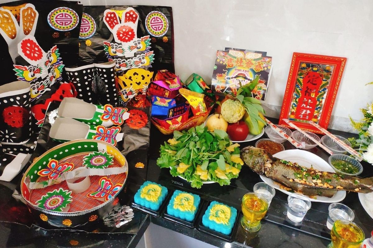 Bộ mũ áo và hài giấy chuẩn phong tục cúng ông Công ông Táo