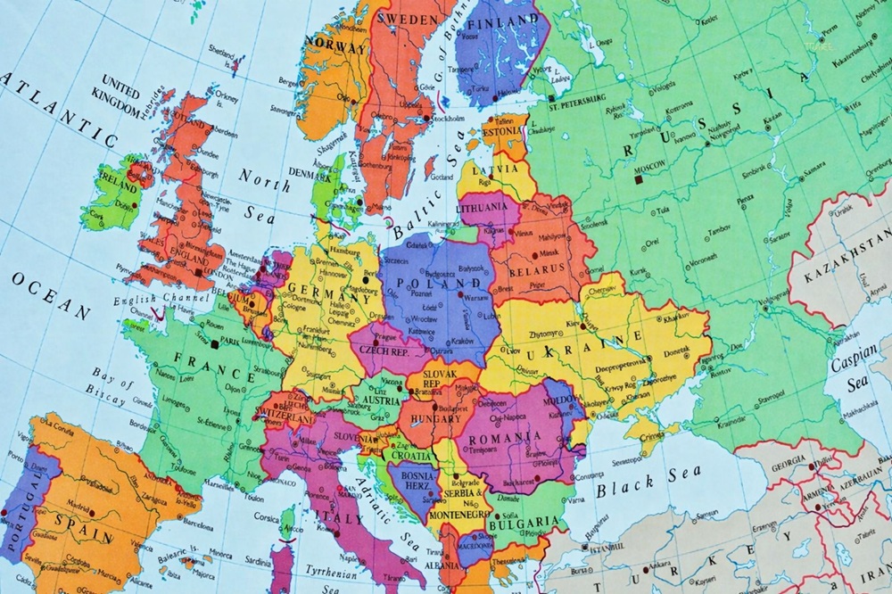 Bản đồ châu Âu giúp xác định chính xác vị trí địa lý, ranh giới lãnh thổ và cấu trúc không gian của lục địa châu Âu trên bản đồ thế giới