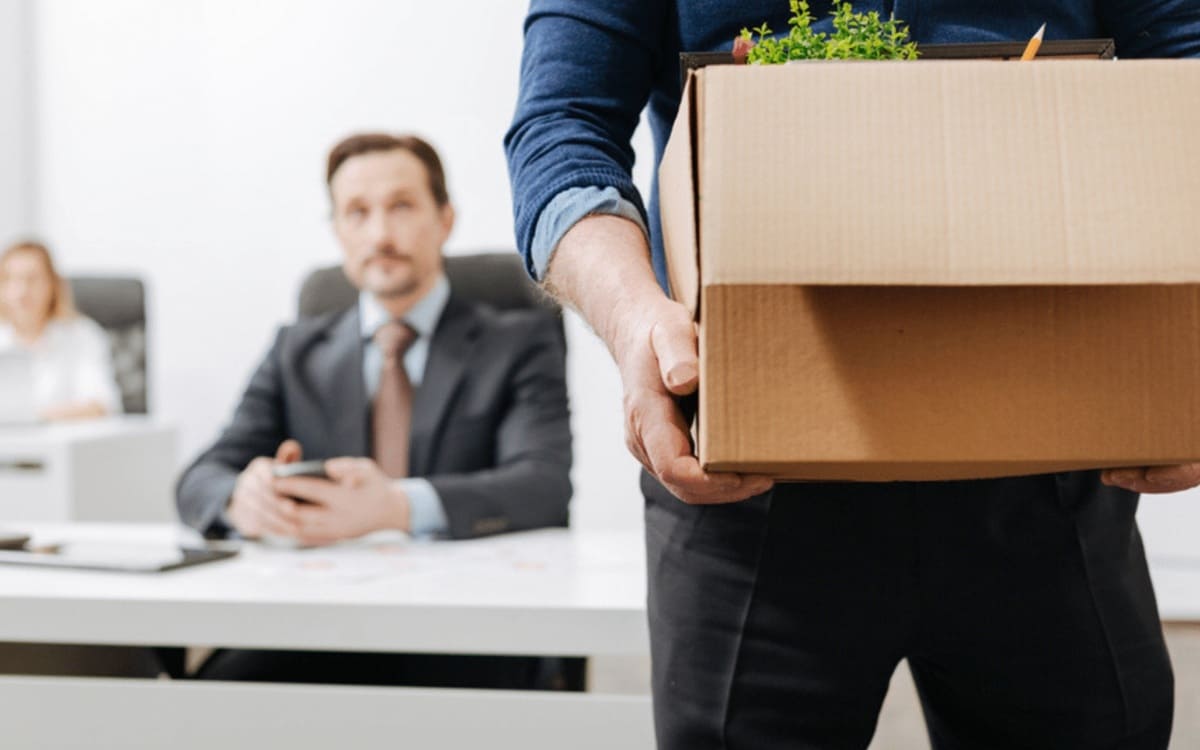 Trường hợp cần ban hành quyết định nghỉ việc