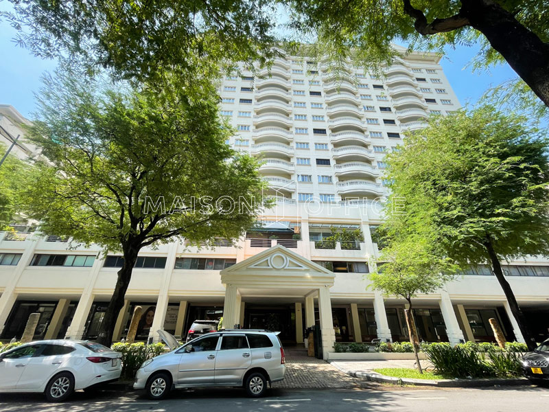 Norfolk Mansion có không gian làm việc hiện đại với vị trí liền kề khu phố Nhật