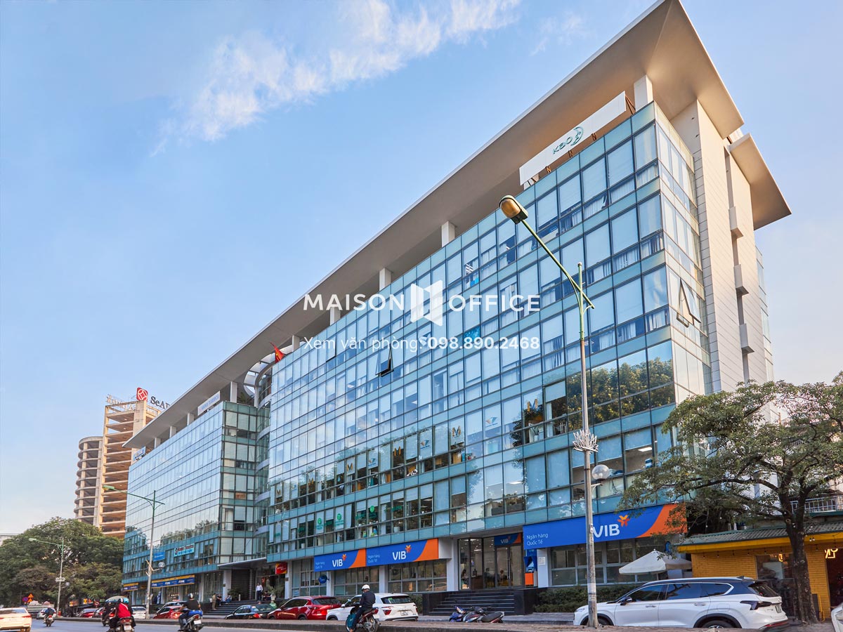 Toserco Building cung cấp mặt bằng văn phòng rộng rãi và tiện nghi