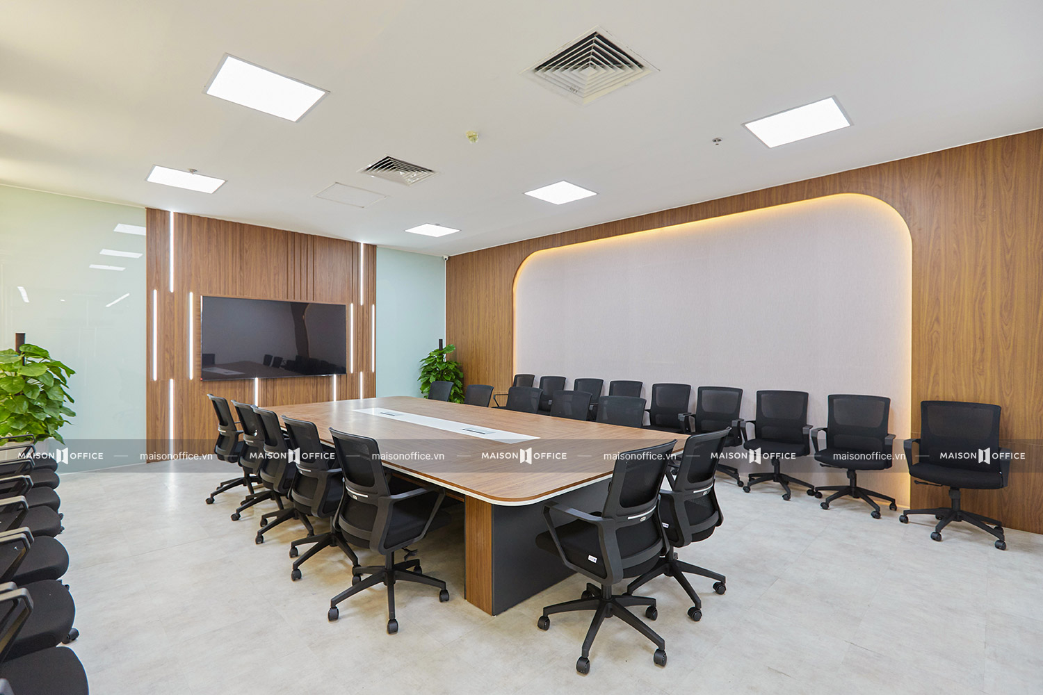 du-an-thiet-ke-thi-cong-van-phong-5s-fashion-ha-noi-24