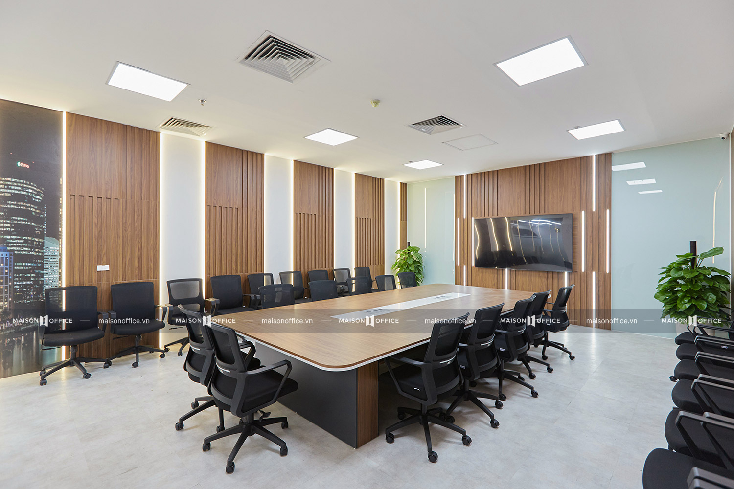 du-an-thiet-ke-thi-cong-van-phong-5s-fashion-ha-noi-26