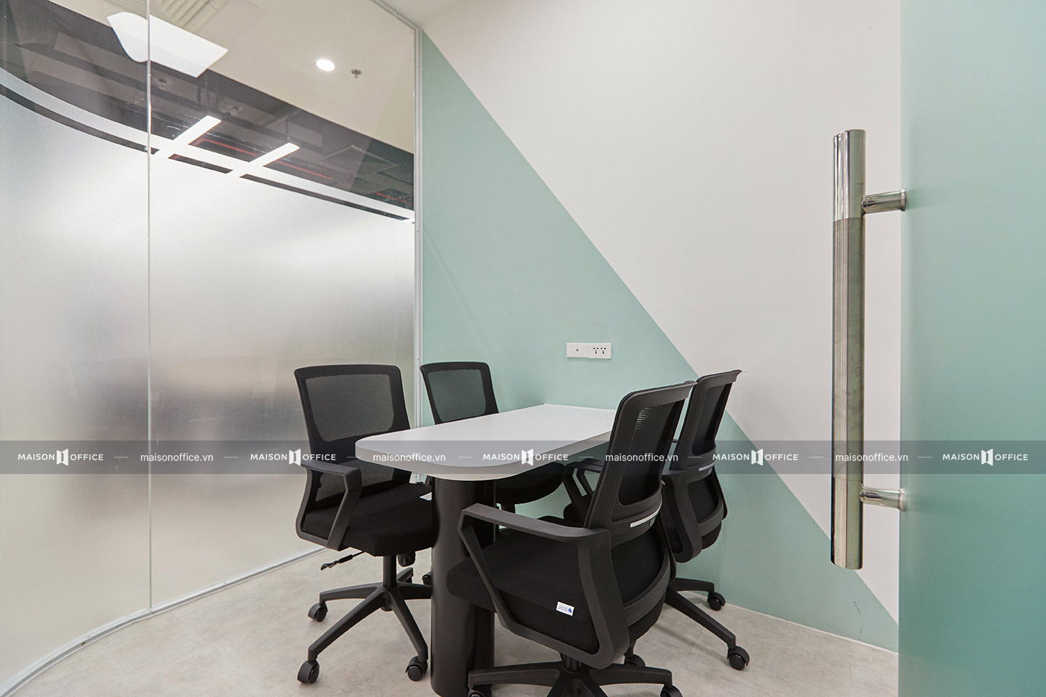 du-an-thiet-ke-thi-cong-van-phong-5s-fashion-ha-noi-29