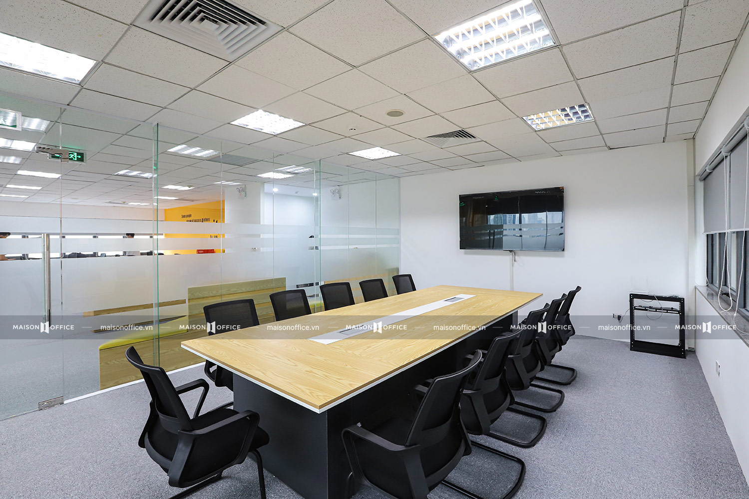 thiet-ke-va-thi-cong-van-phong-cong-ty-kaon-14