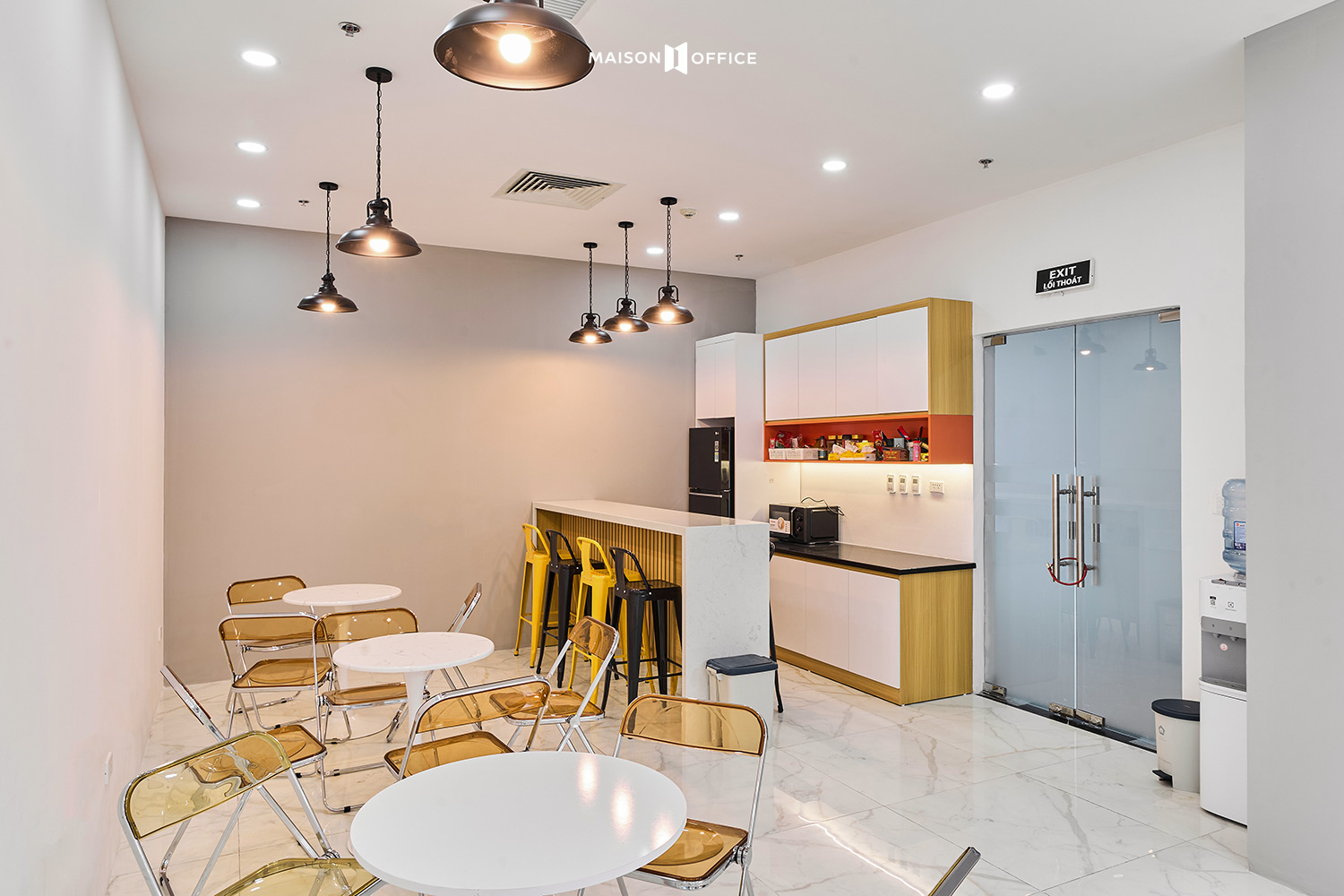 Office interior design images and construction projects by Kaon The Nine 23